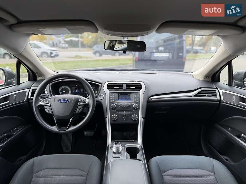 Седан Ford Fusion 2017 в Києві
