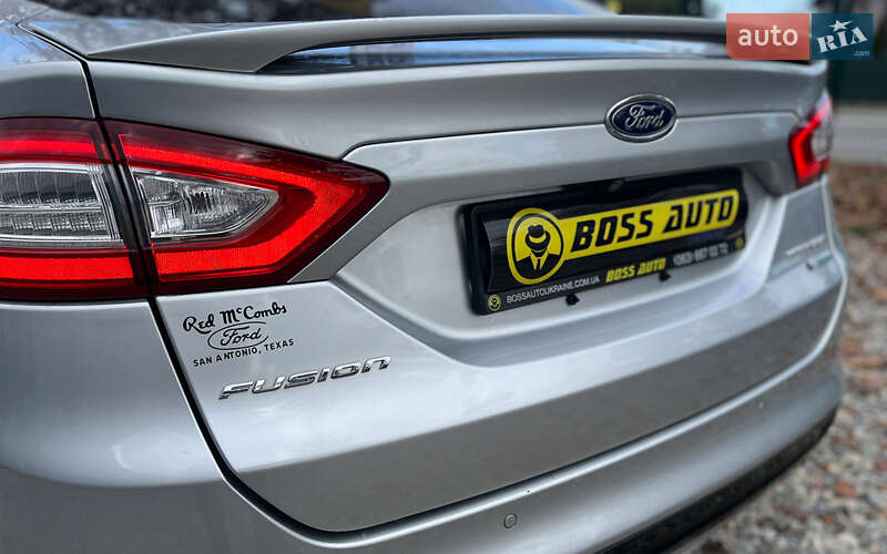 Седан Ford Fusion 2015 в Коломые