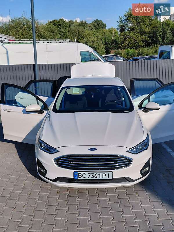 Ford Fusion 2019