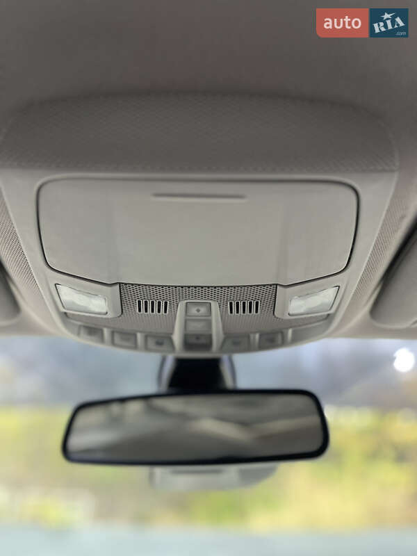 Седан Ford Fusion 2013 в Киеве фото 28 Седан Ford Fusion 2013 в Киеве