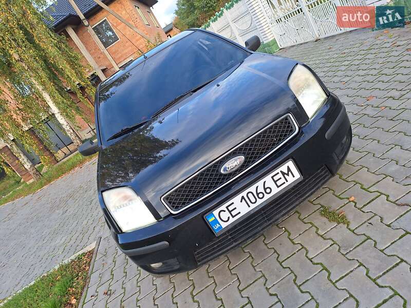 Хетчбек Ford Fusion 2004 в Чернівцях