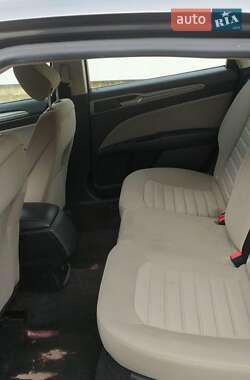 Седан Ford Fusion 2020 в Бродах