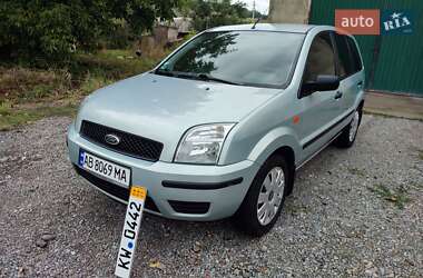 Хэтчбек Ford Fusion 2003 в Ямполе