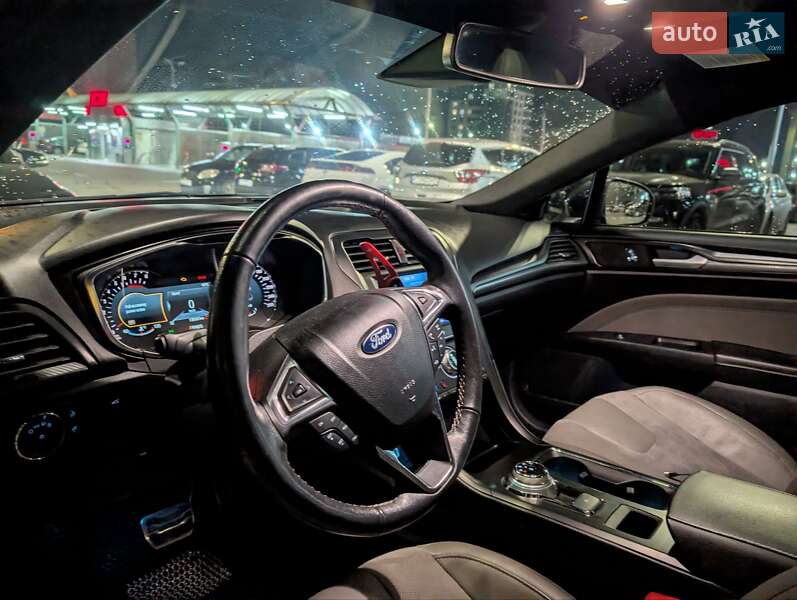 Седан Ford Fusion 2017 в Ивано-Франковске