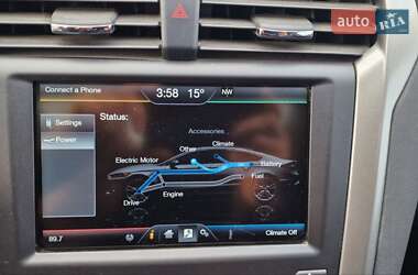 Седан Ford Fusion 2015 в 
