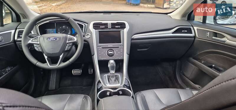 Седан Ford Fusion 2015 в Одессе