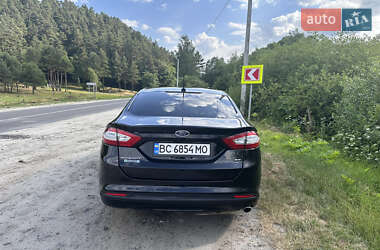 Седан Ford Fusion 2016 в  фото 3 Седан Ford Fusion 2016 в