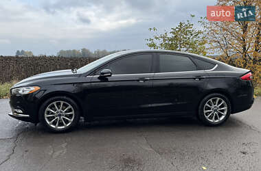 Седан Ford Fusion 2017 в 