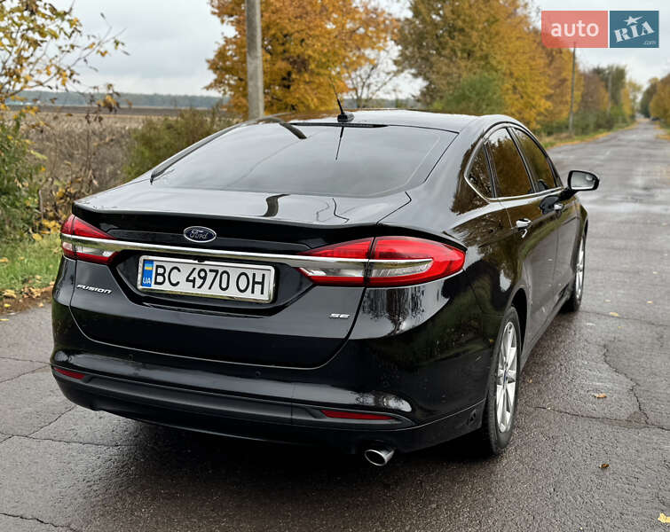 Седан Ford Fusion 2017 в Попільні