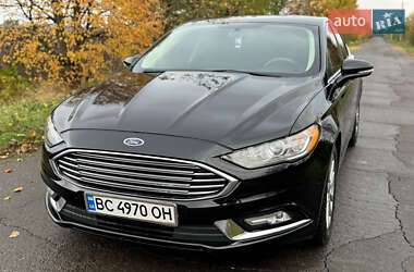Седан Ford Fusion 2017 в 
