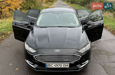 Седан Ford Fusion 2017 в 