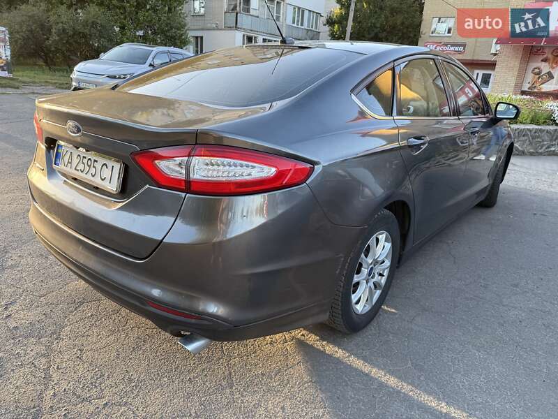 Седан Ford Fusion 2015 в Смеле фото 2 Седан Ford Fusion 2015 в Смеле
