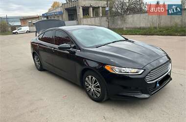 Седан Ford Fusion 2016 в Житомирі