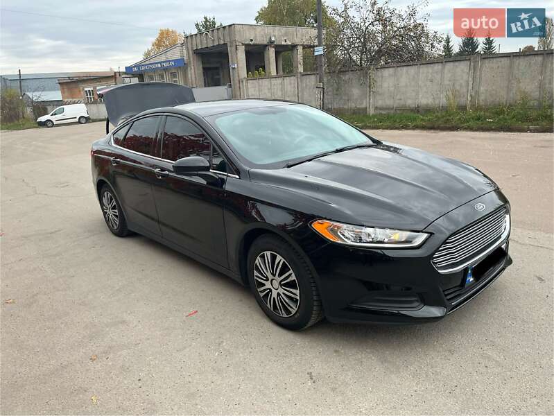 Ford Fusion 2016