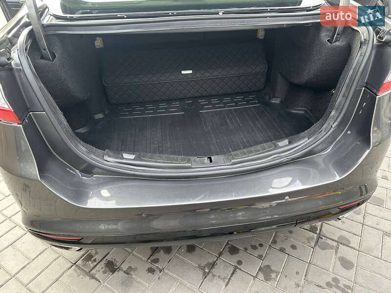 Седан Ford Fusion 2015 в Запоріжжі