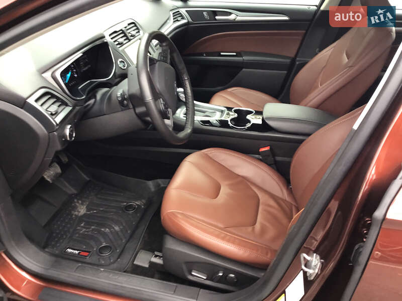 Седан Ford Fusion 2015 в Вінниці