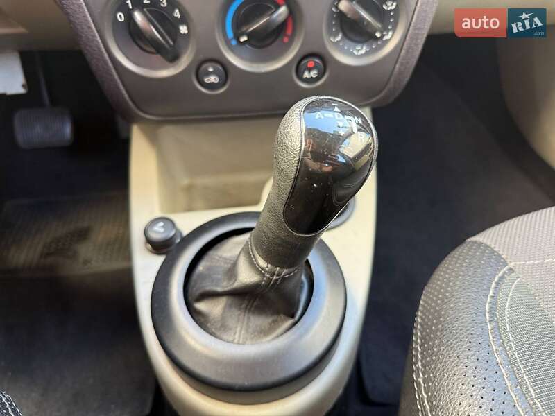 Хетчбек Ford Fusion 2007 в Києві фото 23 Хетчбек Ford Fusion 2007 в Києві