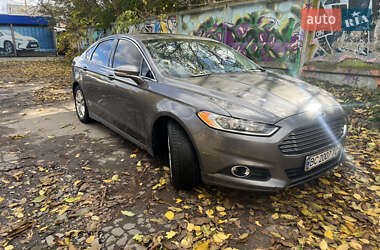 Седан Ford Fusion 2013 в Львові