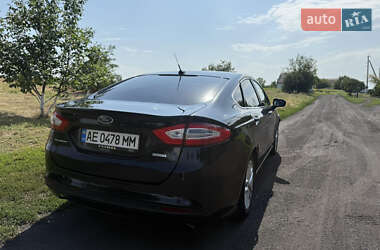 Седан Ford Fusion 2013 в Днепре