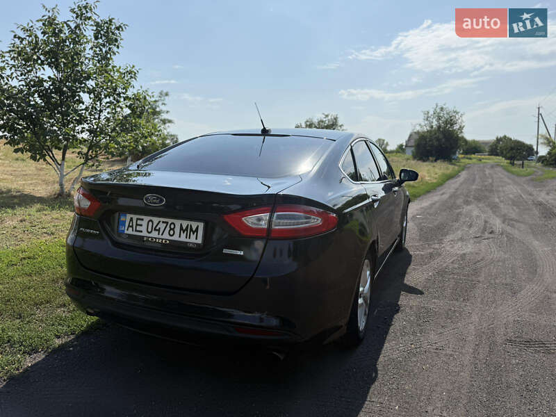 Седан Ford Fusion 2013 в Днепре