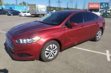 Седан Ford Fusion 2014 в Белополье