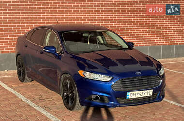 Седан Ford Fusion 2014 в 