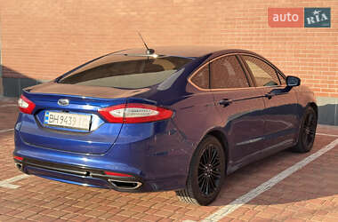 Седан Ford Fusion 2014 в 