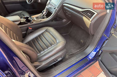 Седан Ford Fusion 2014 в 