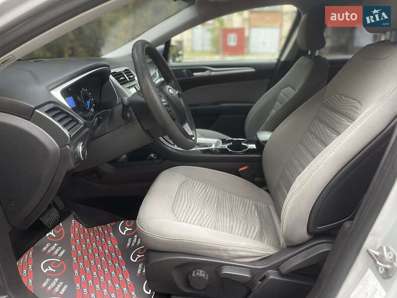 Седан Ford Fusion 2016 в Киеве фото 24 Седан Ford Fusion 2016 в Киеве