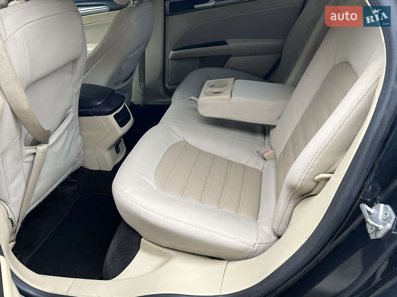 Седан Ford Fusion 2014 в Вінниці
