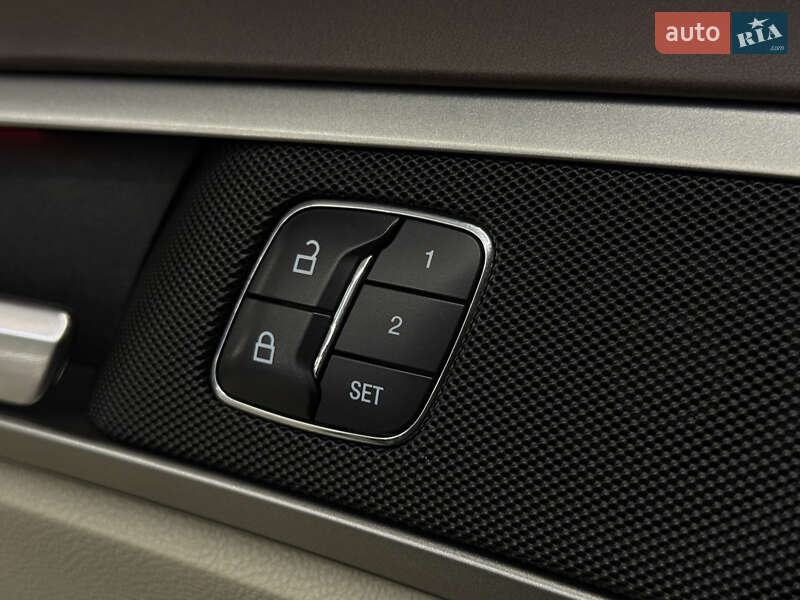 Седан Ford Fusion 2016 в Миколаєві
