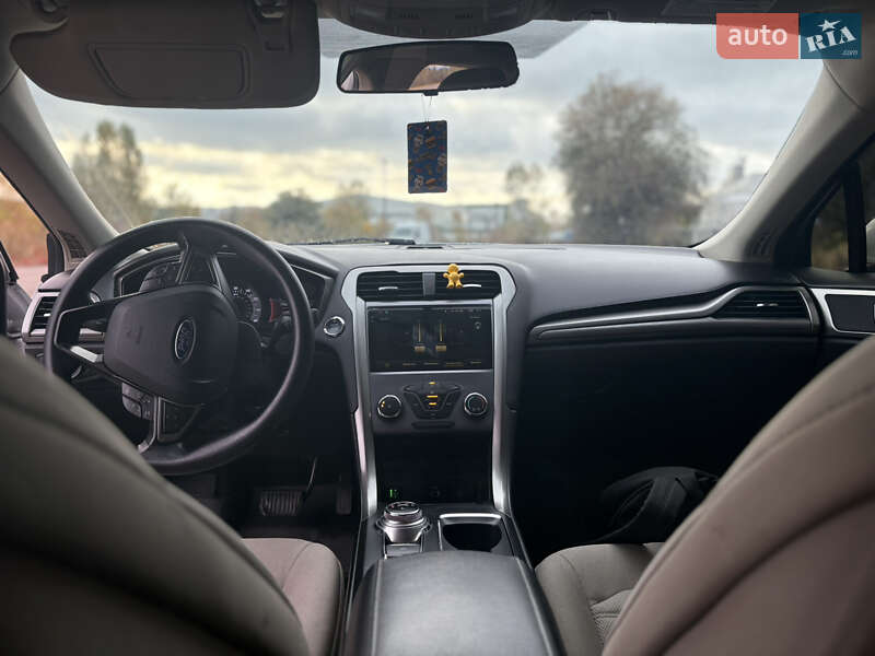 Седан Ford Fusion 2016 в Борисполі