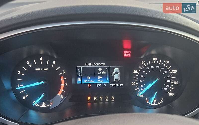 Седан Ford Fusion 2013 в Умани