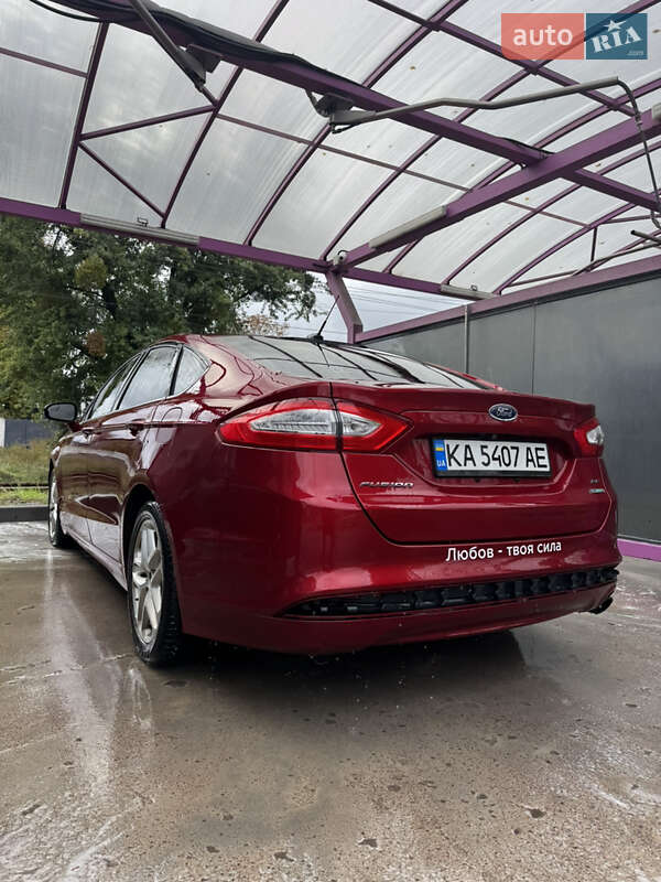 Седан Ford Fusion 2015 в Киеве
