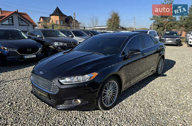 Седан Ford Fusion 2015 в 