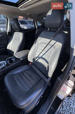 Седан Ford Fusion 2015 в 