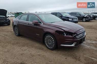 Седан Ford Fusion 2018 в  фото 4 Седан Ford Fusion 2018 в