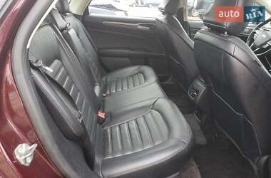 Седан Ford Fusion 2018 в  фото 10 Седан Ford Fusion 2018 в