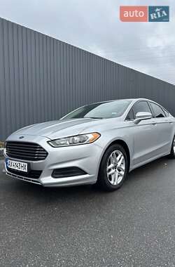 Седан Ford Fusion 2013 в Полтаві