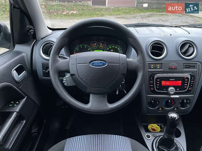 Хетчбек Ford Fusion 2008 в Вінниці