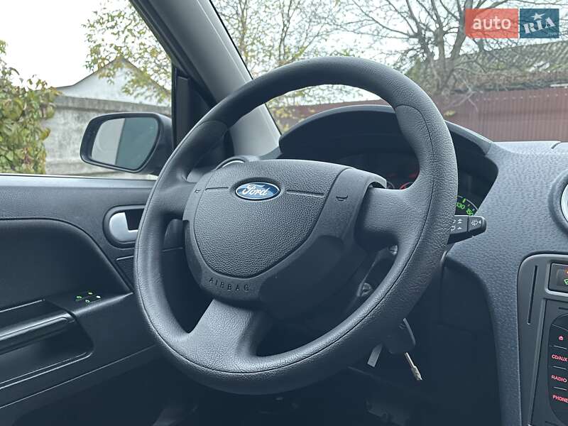 Хетчбек Ford Fusion 2008 в Вінниці