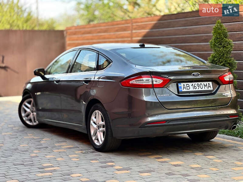 Седан Ford Fusion 2015 в Виннице