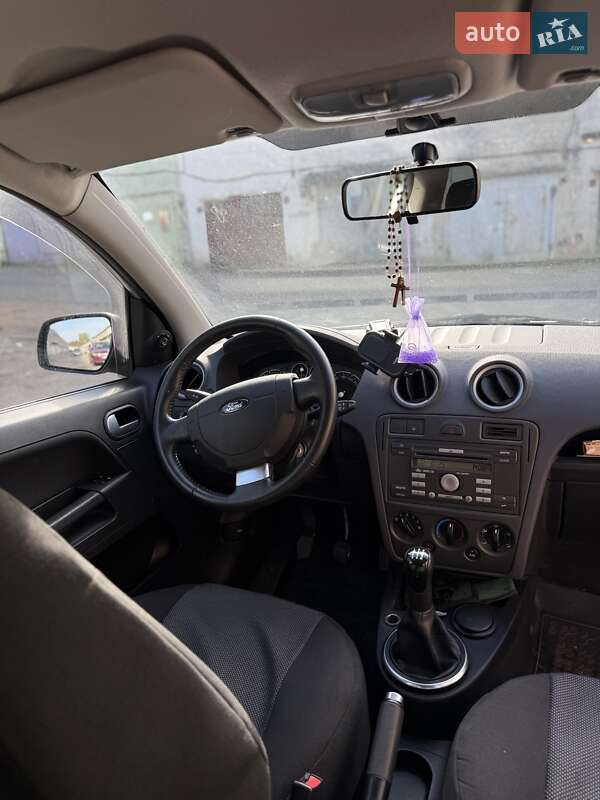Хэтчбек Ford Fusion 2010 в Львове фото 4 Хэтчбек Ford Fusion 2010 в Львове