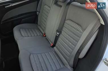Седан Ford Fusion 2015 в  фото 46 Седан Ford Fusion 2015 в