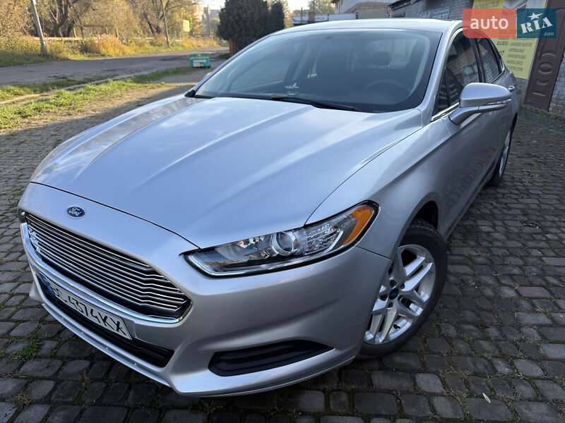 Седан Ford Fusion 2013 в Шептицькому