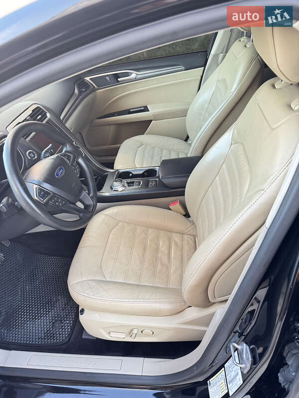 Седан Ford Fusion 2016 в Хмельницком