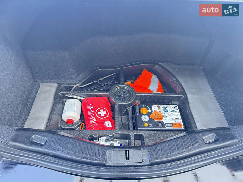 Седан Ford Fusion 2016 в Хмельницком