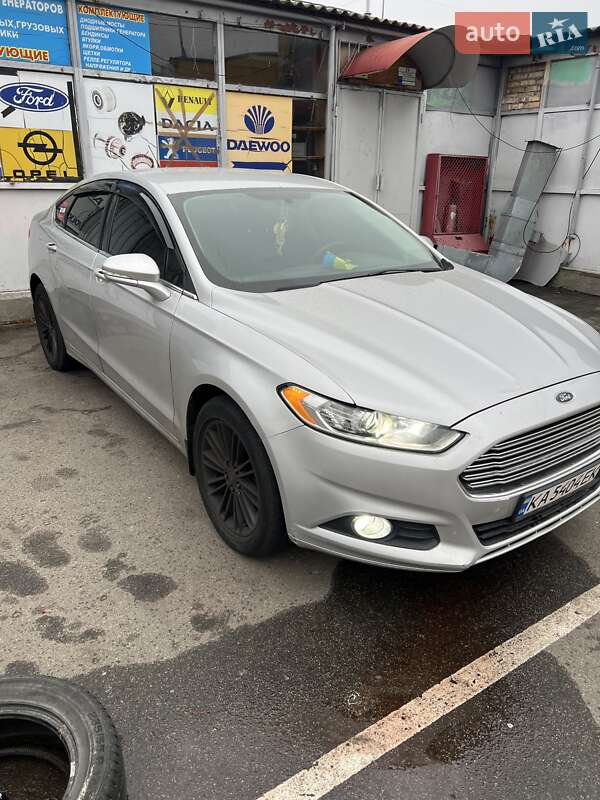 Седан Ford Fusion 2014 в Киеве фото 6 Седан Ford Fusion 2014 в Киеве