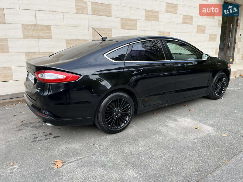 Седан Ford Fusion 2015 в Киеве