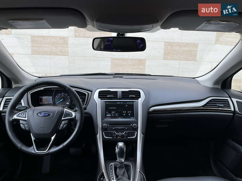 Седан Ford Fusion 2015 в Киеве